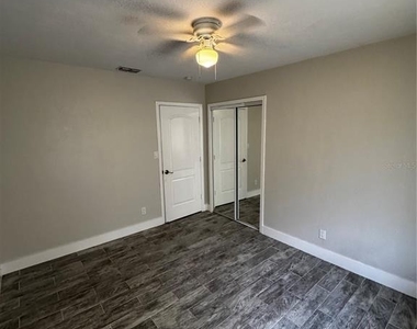 2552 Columbus Street - Photo Thumbnail 13