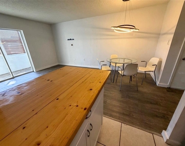 215 S Mcmullen Booth Road - Photo Thumbnail 26