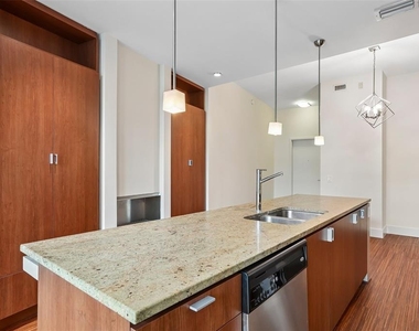 102 N 12th Street - Photo Thumbnail 17
