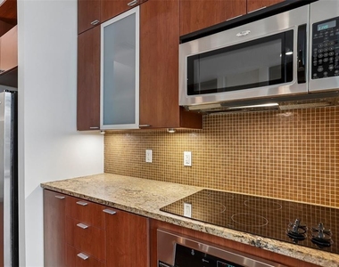 102 N 12th Street - Photo Thumbnail 20