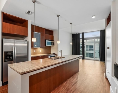 102 N 12th Street - Photo Thumbnail 15