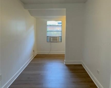 1304 E 32nd Avenue - Photo Thumbnail 6