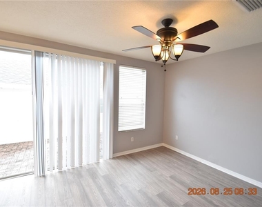 11509 Fountainhead Drive - Photo Thumbnail 9