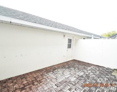 11509 Fountainhead Drive - Photo Thumbnail 49