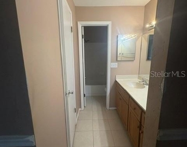 1506 Lennox Road E - Photo Thumbnail 9