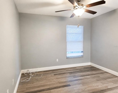 3961 Dream Oak Place - Photo Thumbnail 5