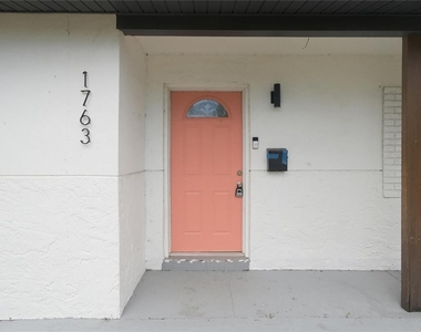 1763 30th Avenue N - Photo Thumbnail 2