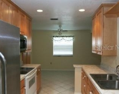 104 Hillcrest Drive - Photo Thumbnail 4