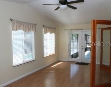104 Hillcrest Drive - Photo Thumbnail 7