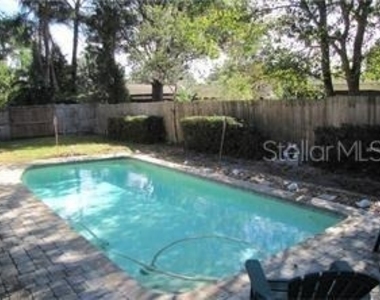 104 Hillcrest Drive - Photo Thumbnail 2