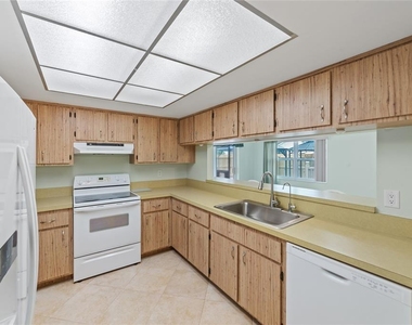4243 Chipmunk Drive - Photo Thumbnail 10
