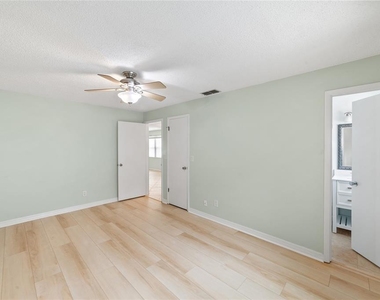 4243 Chipmunk Drive - Photo Thumbnail 19