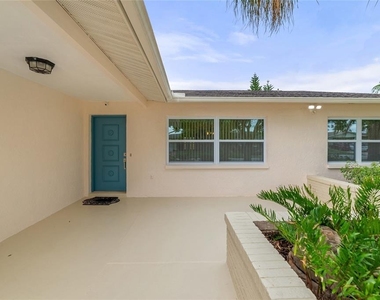 4243 Chipmunk Drive - Photo Thumbnail 2