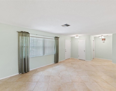 4243 Chipmunk Drive - Photo Thumbnail 5