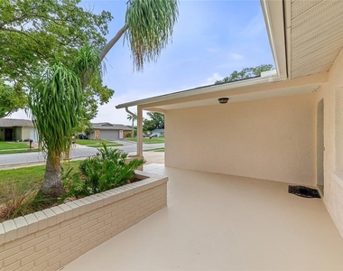 4243 Chipmunk Drive - Photo Thumbnail 3