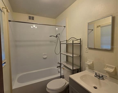 1103 N Crystal Terrace - Photo Thumbnail 15