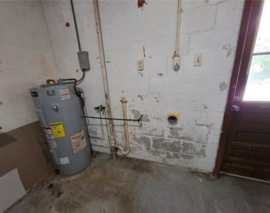 1103 N Crystal Terrace - Photo Thumbnail 20