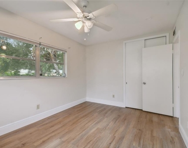 2111 Lanai Avenue - Photo Thumbnail 17