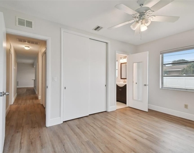 2111 Lanai Avenue - Photo Thumbnail 19