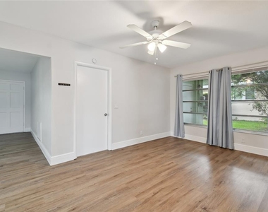 2111 Lanai Avenue - Photo Thumbnail 29