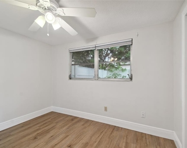 2111 Lanai Avenue - Photo Thumbnail 36