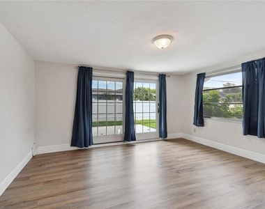 2111 Lanai Avenue - Photo Thumbnail 31