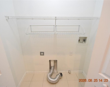 556 Black Lion Drive Ne - Photo Thumbnail 19