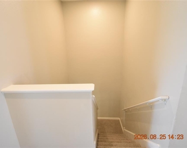 556 Black Lion Drive Ne - Photo Thumbnail 17