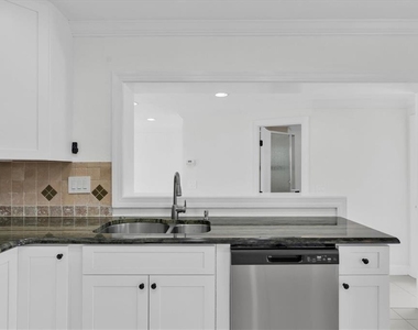 314 Bahia Vista Drive - Photo Thumbnail 11