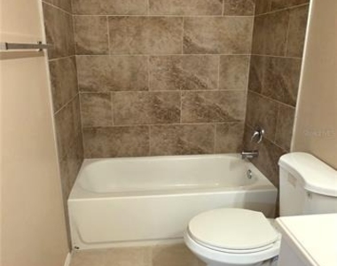 4115 Chatham Oak Court - Photo Thumbnail 29