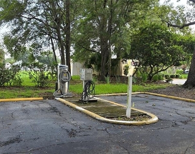 4115 Chatham Oak Court - Photo Thumbnail 38