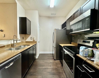 5000 Culbreath Key Way - Photo Thumbnail 2