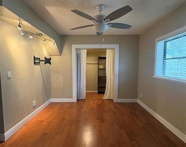 5171 97th Terrace N - Photo Thumbnail 9