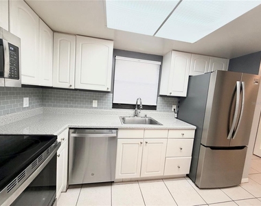 105 4th Avenue Ne - Photo Thumbnail 4