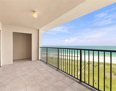 1230 Gulf Boulevard - Photo Thumbnail 3