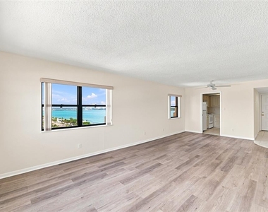 1230 Gulf Boulevard - Photo Thumbnail 10