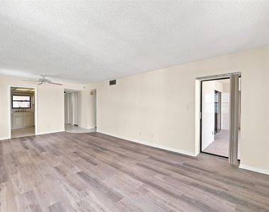 1230 Gulf Boulevard - Photo Thumbnail 9