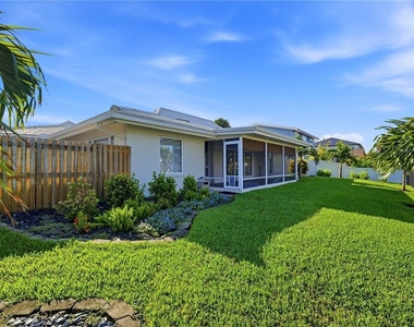 4152 13th Lane Ne - Photo Thumbnail 19