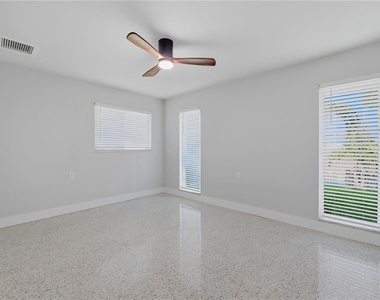 4152 13th Lane Ne - Photo Thumbnail 32