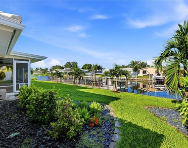 4152 13th Lane Ne - Photo Thumbnail 20
