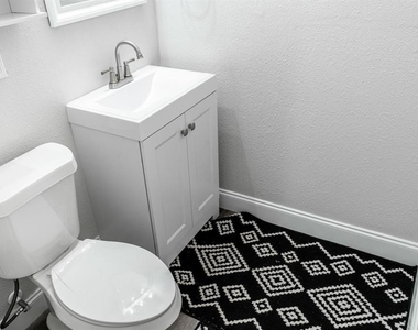 4327 17th Avenue S - Photo Thumbnail 10
