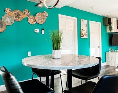 4327 17th Avenue S - Photo Thumbnail 4