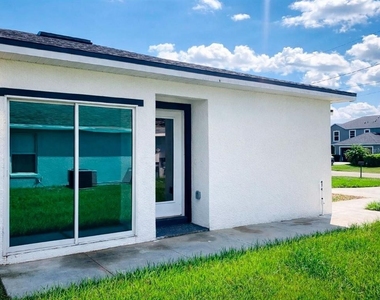 1813 Puffin Street - Photo Thumbnail 7
