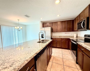 1202 Tupelo Trail - Photo Thumbnail 5