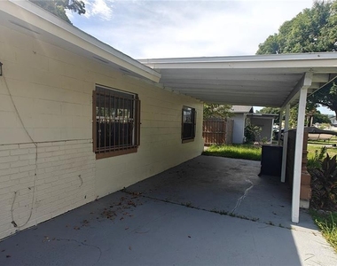 6918 Ravenna Avenue - Photo Thumbnail 15