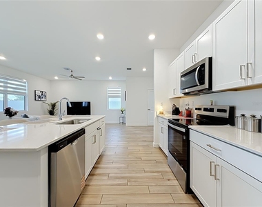 1692 Se 7th Court - Photo Thumbnail 15