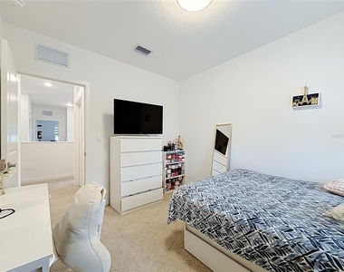 1692 Se 7th Court - Photo Thumbnail 32