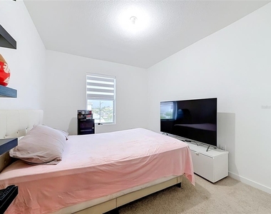 1692 Se 7th Court - Photo Thumbnail 30