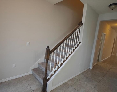 3010 Jardin Street - Photo Thumbnail 9