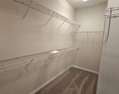 3010 Jardin Street - Photo Thumbnail 18